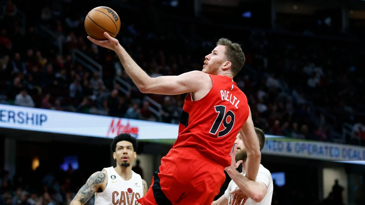 Report: Raptors re-sign Jakob Poeltl to four-year, $80M contract