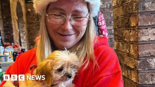 The pet food banks keeping animals with their owners