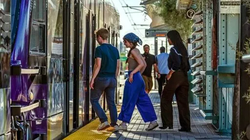 'It's like being in Greece': The US neighbourhood where cars are banned