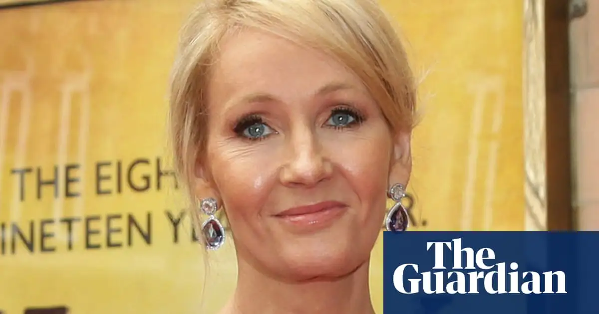 JK Rowling agrees to meeting with Labour about gender transition policy