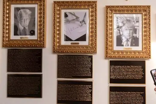 White House adds insulting plaques below Biden and Obama portraits