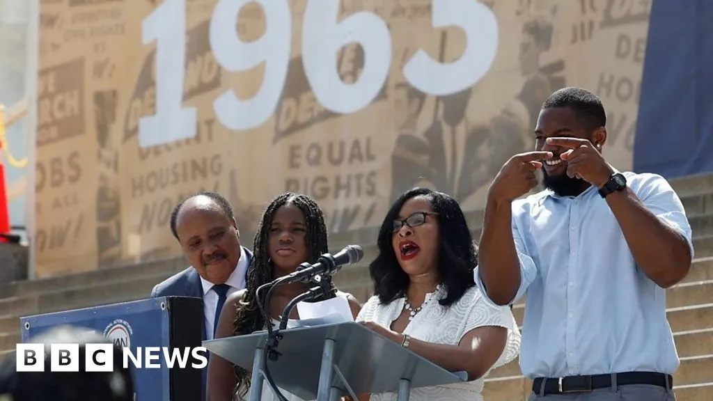 Thousands mark 60 years since 'I have a dream' speech