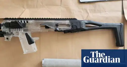 Six charged after police allegedly find man and teen travelling with loaded guns in Sydney taxi