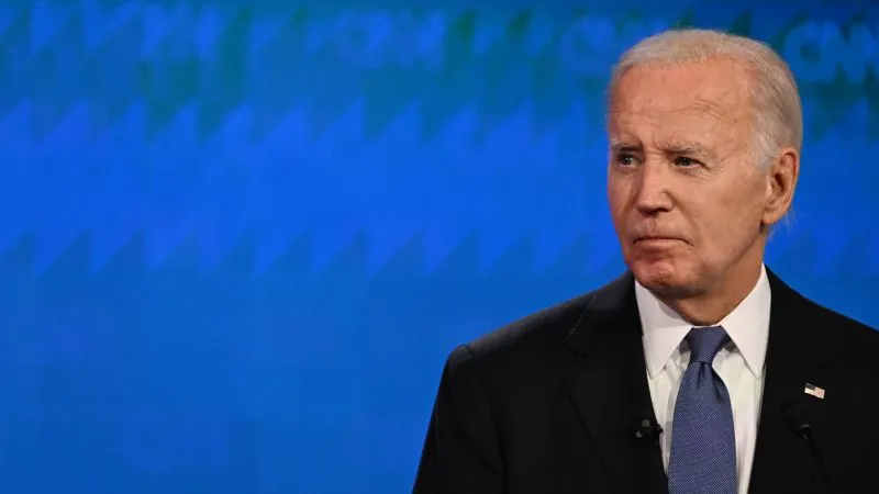 Biden’s debate performance sets off alarm bells for Democrats | CNN Politics