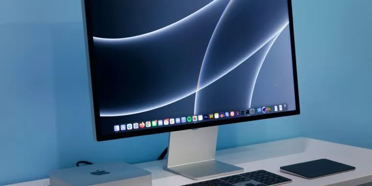 Apple plans to launch a monitor that stays on when you shut down your Mac