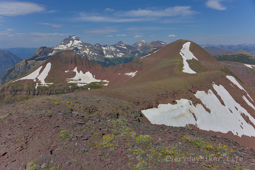 The view once you reach the upper ridgeline.  Still a little more elevation to go at this point, but the ridge is so wide up here. You'll ascend the next peak, which is the highpoint, and follow the ridgeline to the right as you descend. 