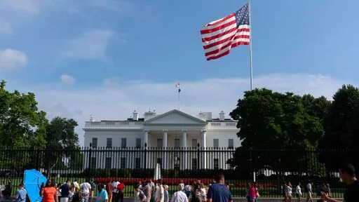 Trump to host UFC octagon cage fight on White House lawn in 2026