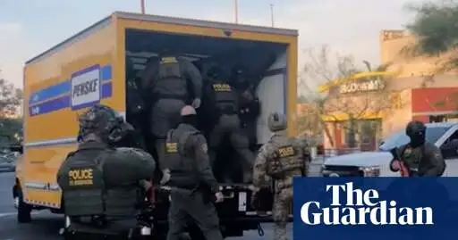 Border patrol agents jump out of rental truck and ambush people at LA Home Depot