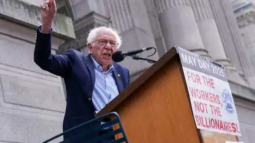 Bernie Sanders accuses Harris of being 'influenced' by billionaires in 2024 race