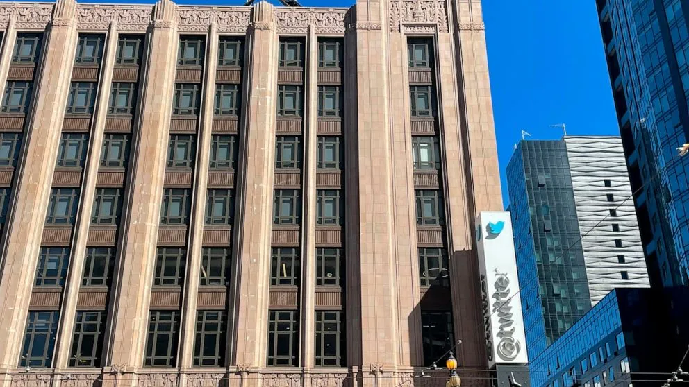 'X' logo installed atop Twitter building, spurring San Francisco to investigate permit violation