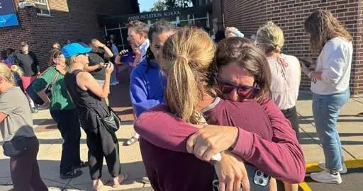 2 children dead, 17 people injured in Minnesota church, school shooting - National | Globalnews.ca