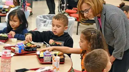 Trump administration cancels grant allowing Illinois schools to buy from local farmers