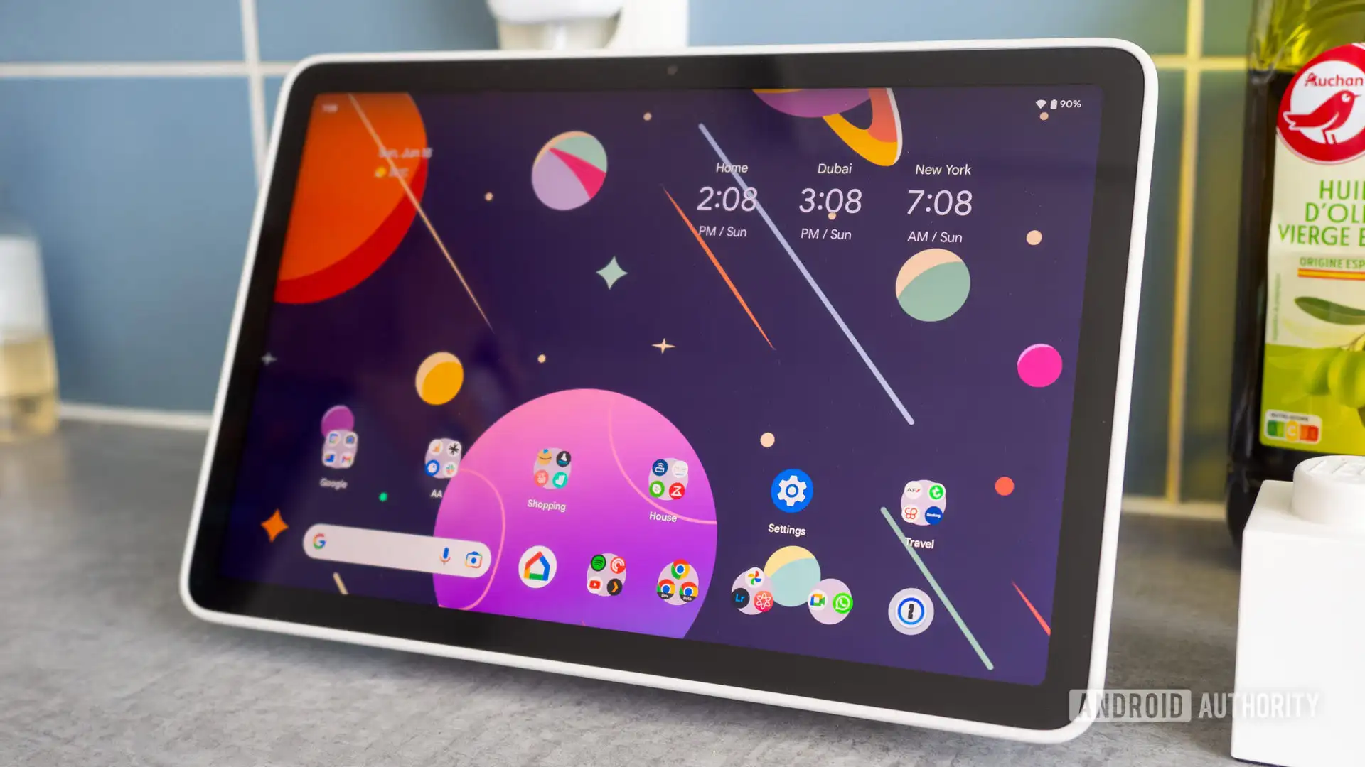 Android 15 could bring the tablet taskbar to phones: Here's your first look at the 'tiny' taskbar