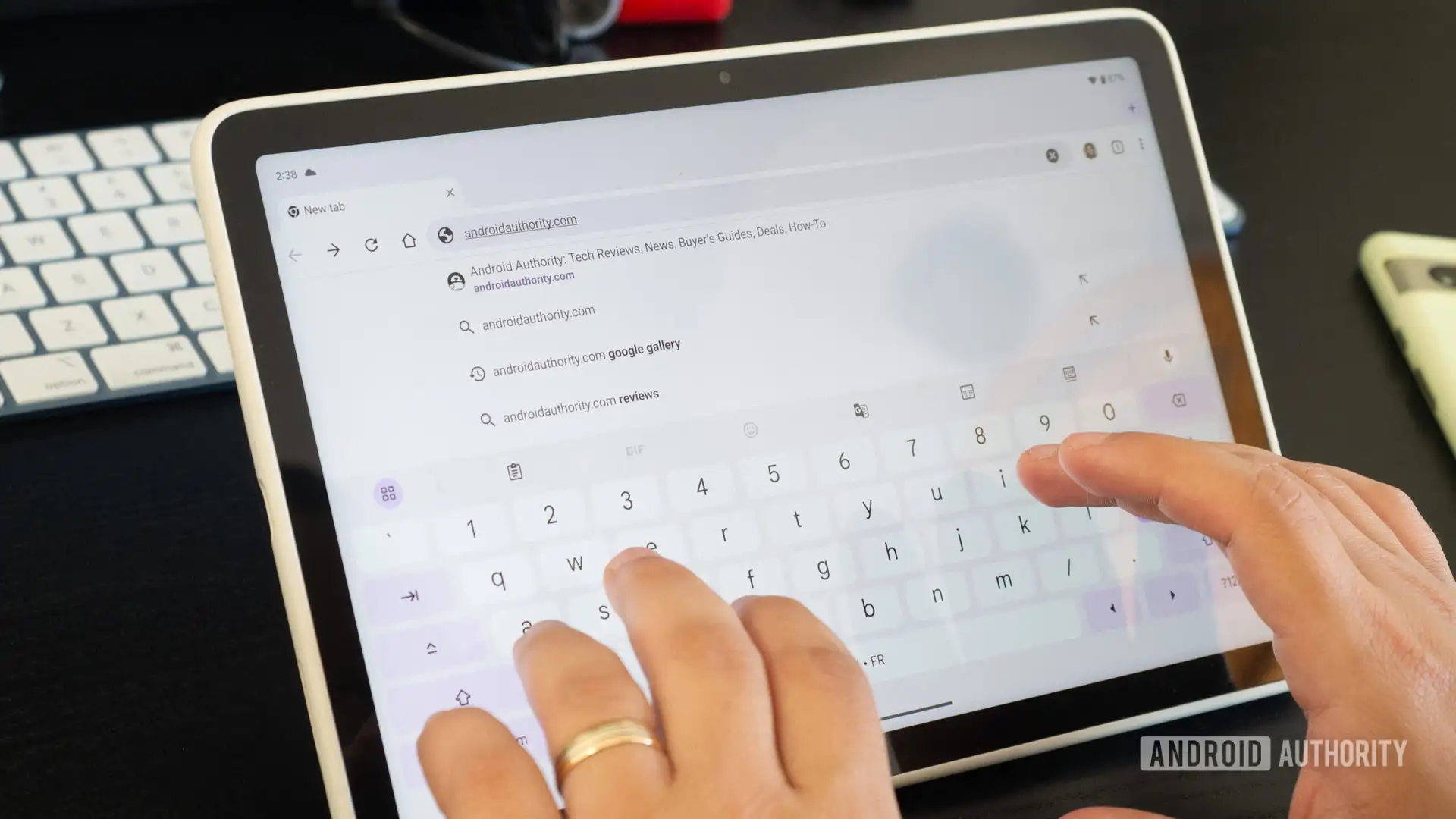 Google is redesigning Android's keyboard shortcut menu to make it better for tablets