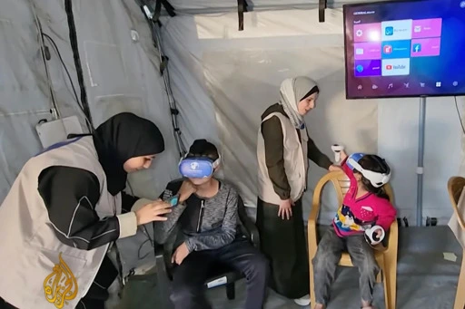 Virtual reality offers escape to Gaza children wounded in Israel’s war